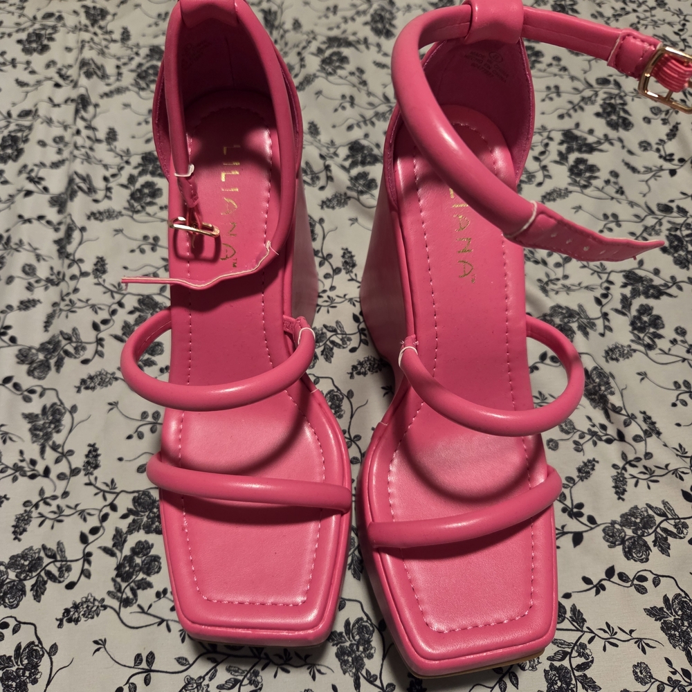 Forever 21 Hot Pink Strappy Block Heel Sandals
